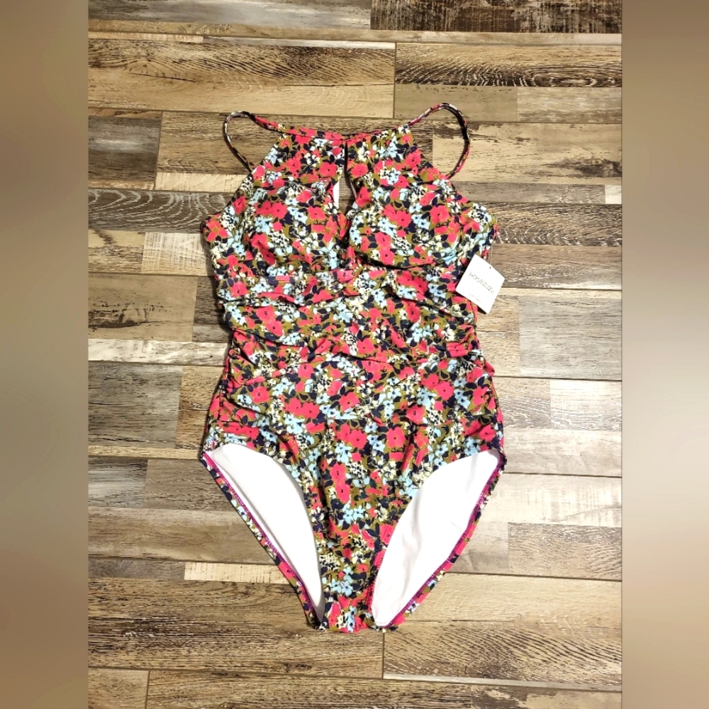 NWT - Rosezuzu Women's XXL one-piece swimsuit